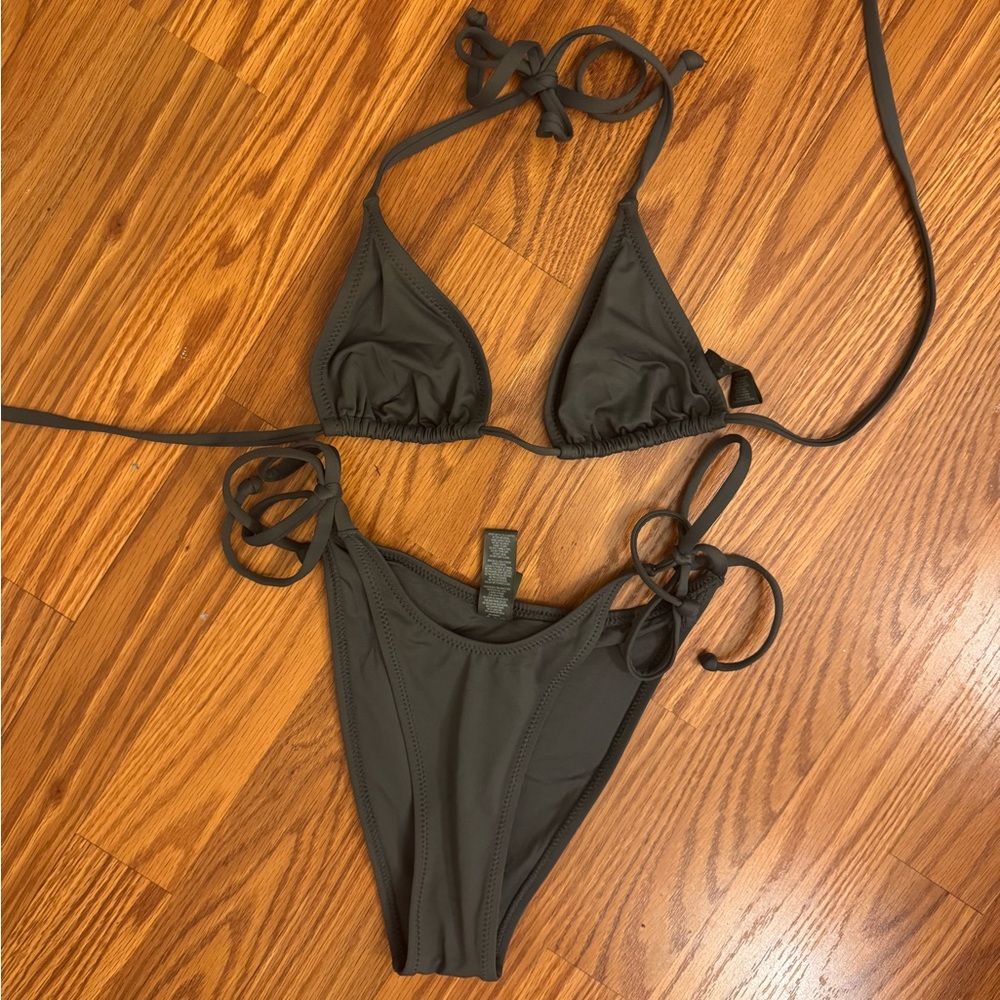 SKIMS String Bikini Set, graphite color, XXS
